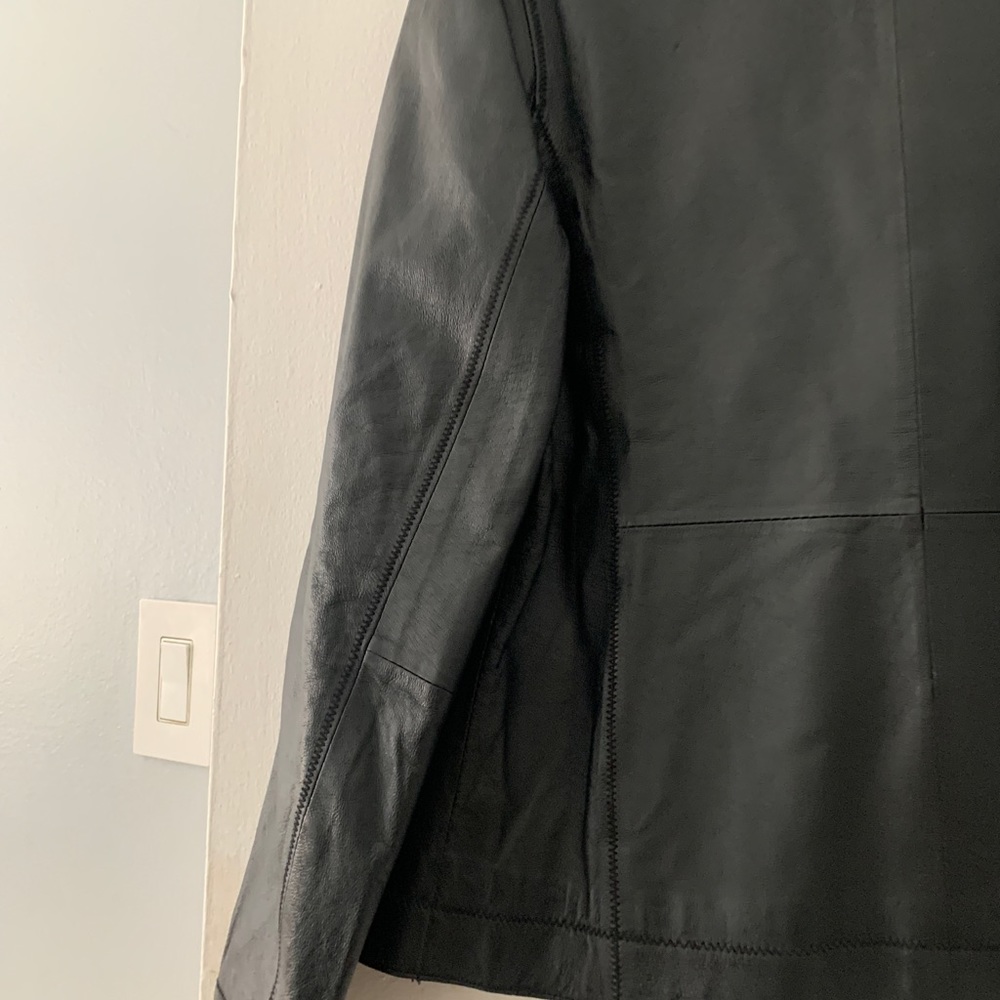 Leather jacket - Picture 12 of 12